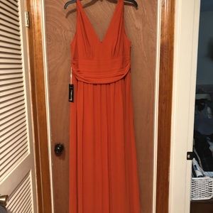 Long formal sleeveless dress